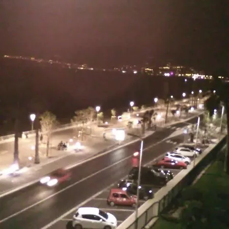 Great Waterfront In Boccacabana Apartment *